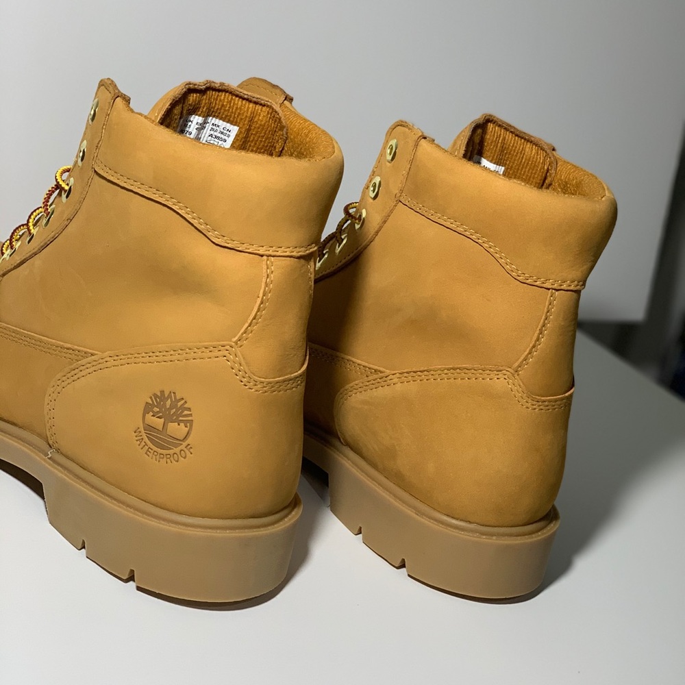***SOLD*** Men’s Timberland Boots - Picture 2 of 6